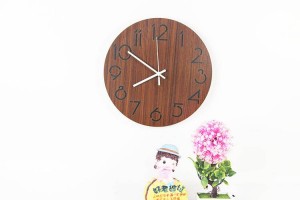 Moda moderna e minimalista rotonda orologio da parete con venature del legno Soggiorno camera da letto studio orologio da parete muto Orologi da parete in legno Decorazione da parete